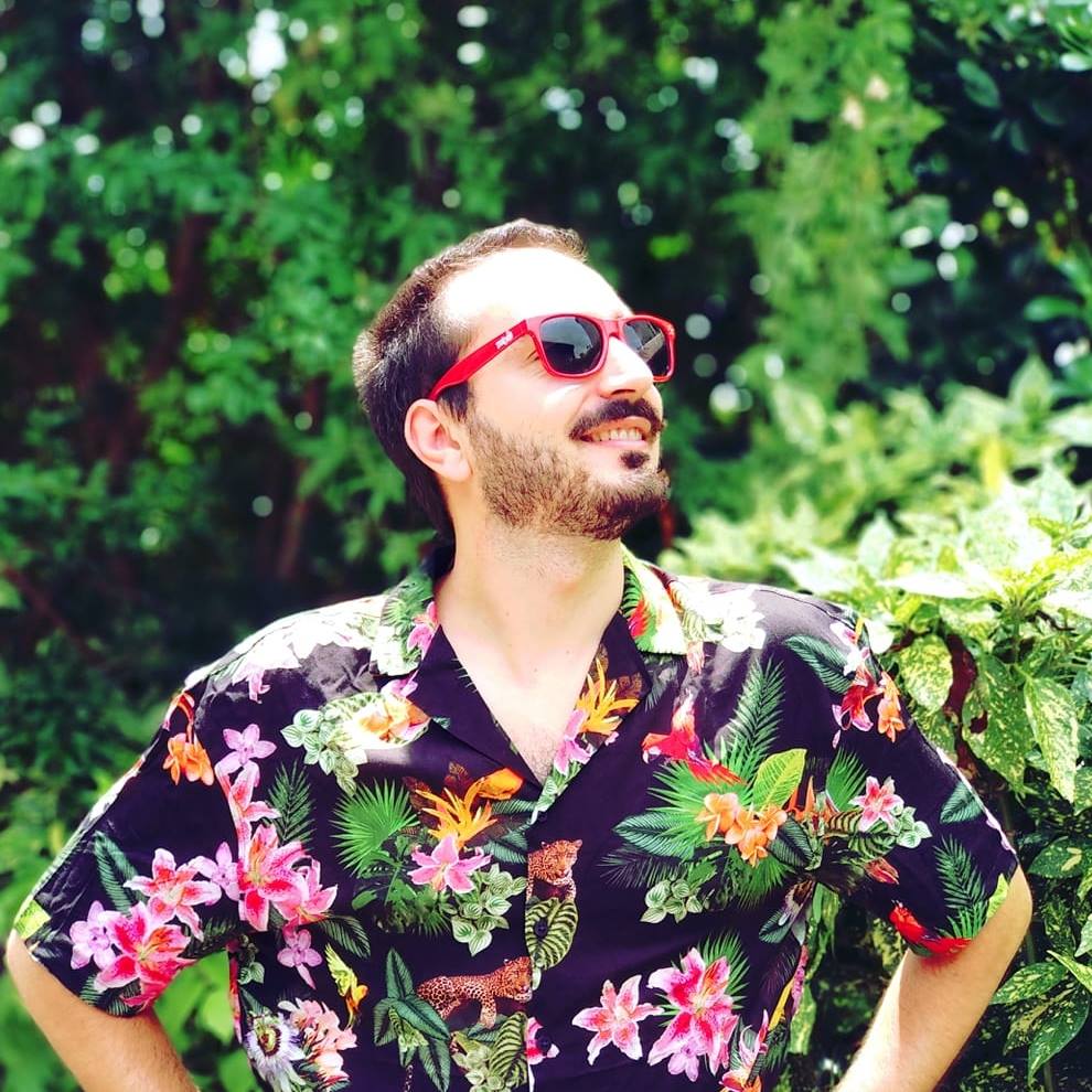 Sex symbol with hawaiian shirt